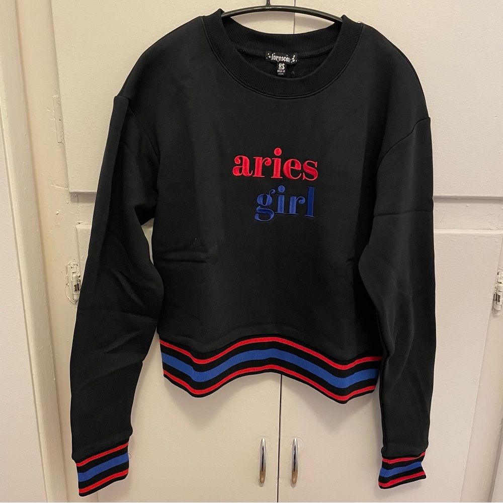 NWT Horoscopez Aries Girl Pullover Sweatshirt